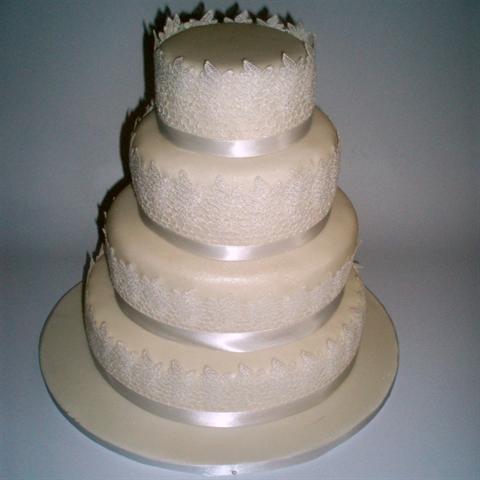 Vintage Lace Wedding Cake