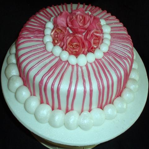 Vintage Rose Cake