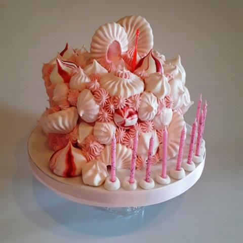 Meringue Kisses Explosion Cake